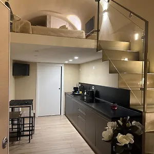 Beata Elia Loft Bari